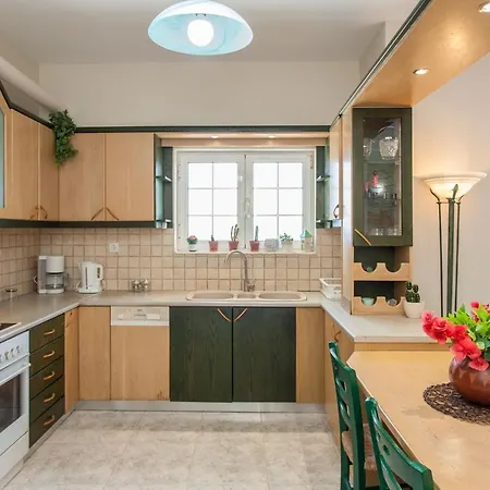 Apartment Aura Estate