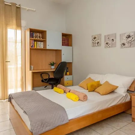Aura Estate Apartment *