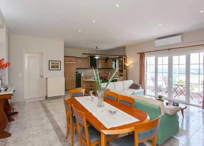 Aura Estate * Chania (Crete)