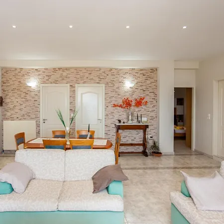 Aura Estate Apartman