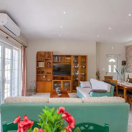 Aura Estate * Hriszí Aktí Haniá