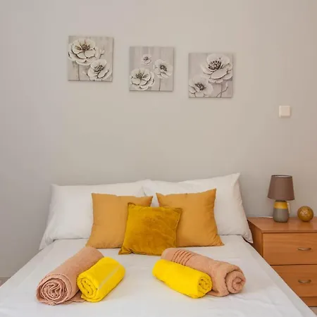 Apartman Aura Estate *