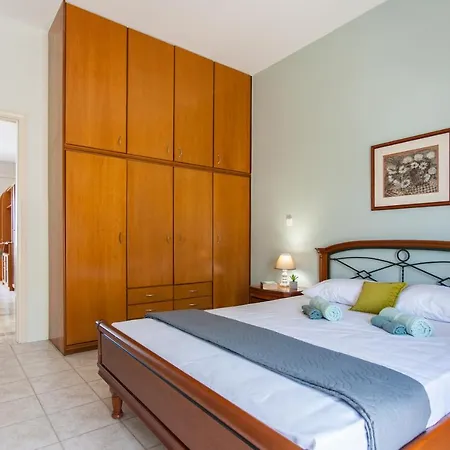 Aura Estate Apartman